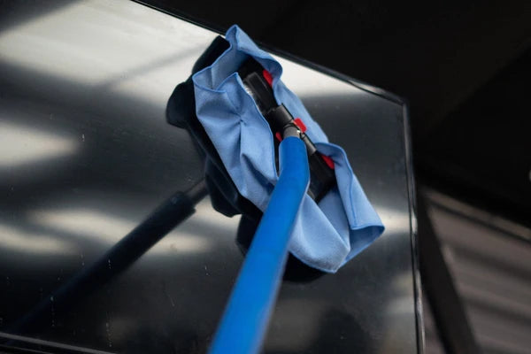 Wash mitt on 61" stick for washing trucks, RV's, motorhomes, campers, & cars.With Glass cleaner towel.