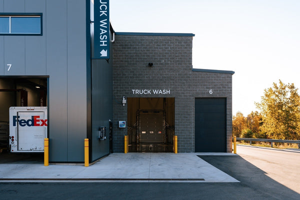 automatic truck wash