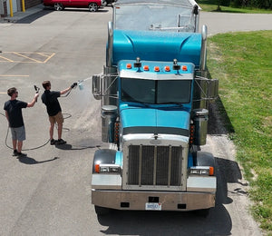 Summer Fleet Wash Guide: Protecting Trucks and Crews in Extreme Heat