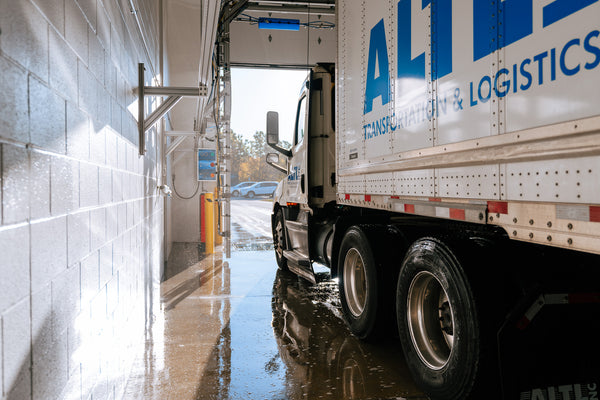 IQ Max fully automatic/automated truck wash system with 3D scanning from Image Wash Products. (Image Wash Systems)